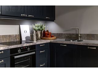 elegant-granite-countertops-in-virginia-for-homes-small-0