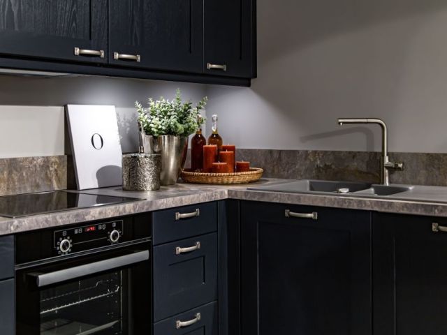 elegant-granite-countertops-in-virginia-for-homes