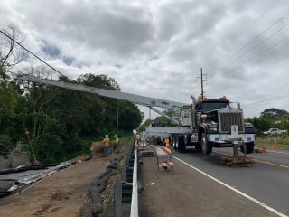 expert-hawaii-crane-solutions-in-hilo-arborist-services-small-0