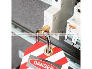 shop-premium-circuit-breaker-lockouts-for-industrial-safety-in-brazil-small-4