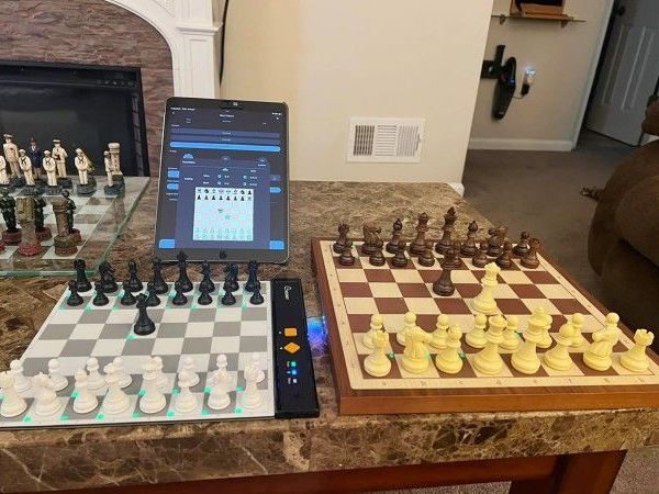 buy-chessnut-go-modern-smart-board-for-online-chess