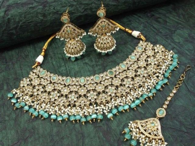 the-rising-popularity-of-artificial-jewellery-in-india