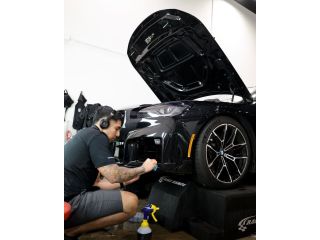 expert-car-window-tinting-service-enhance-your-car-today-small-0