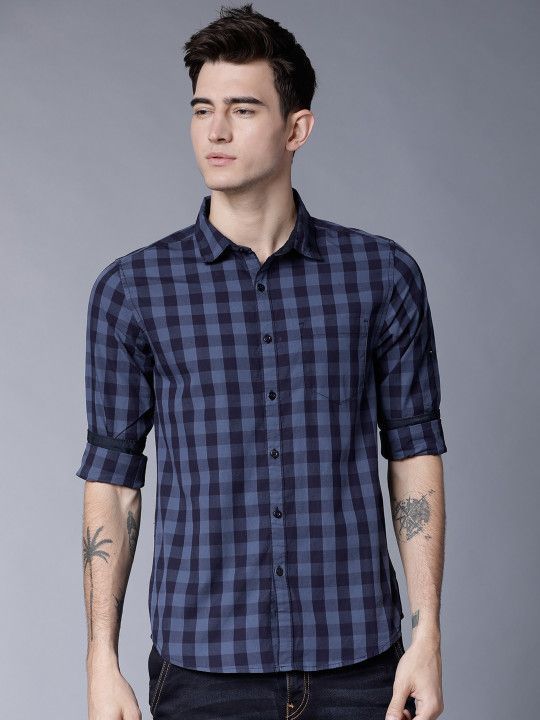 highlander-men-navy-blue-blue-slim-fit-checked-casual-shirt-big-0