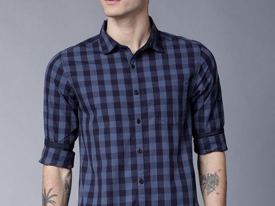 highlander-men-navy-blue-blue-slim-fit-checked-casual-shirt
