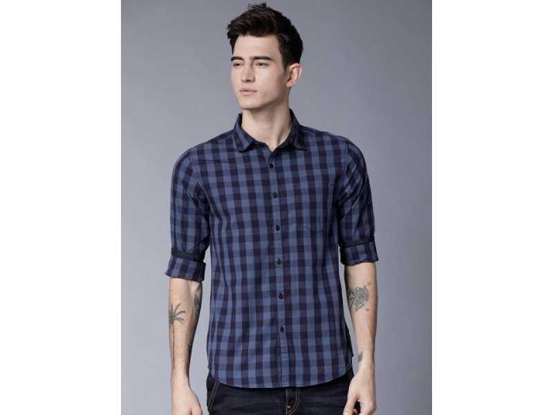 highlander-men-navy-blue-blue-slim-fit-checked-casual-shirt-small-0