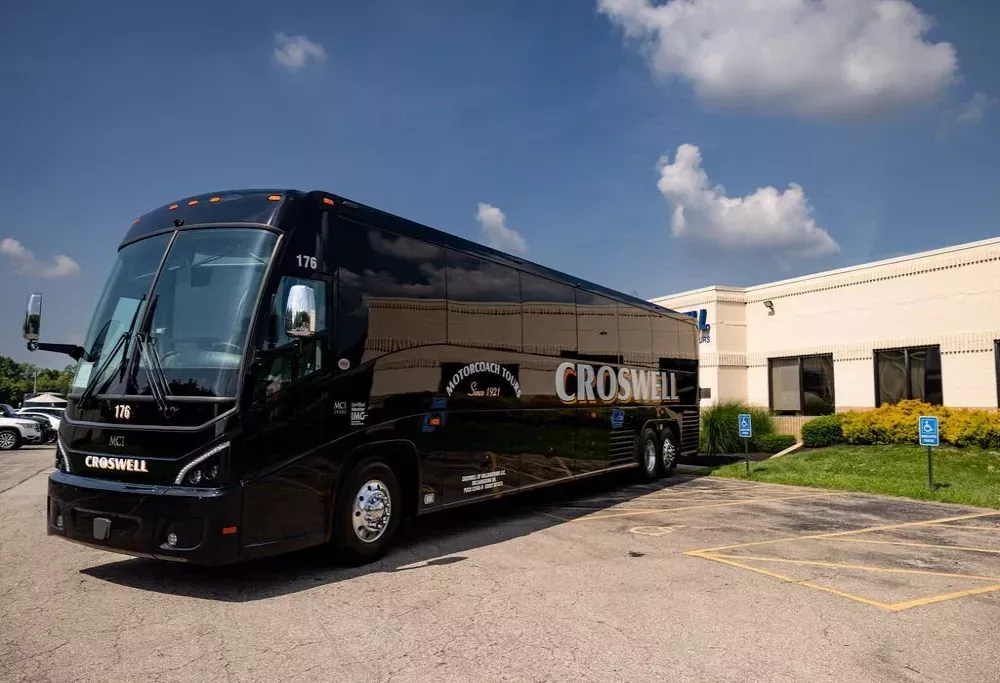 croswell-vip-motorcoach-services-big-1