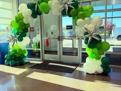 custom-balloon-arches-that-impress-your-guests-instantly