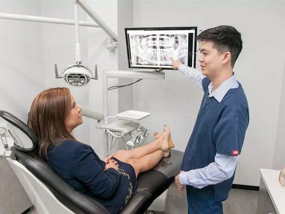 what-services-should-i-expect-from-a-dentist-cosmetic-near-me