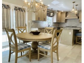 luxury-interior-design-kitchen-for-modern-home-living-small-0