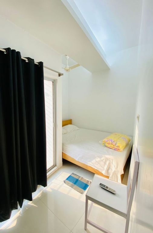 furnished-2-room-serviced-apartment-375sqft-bashundhara-big-3