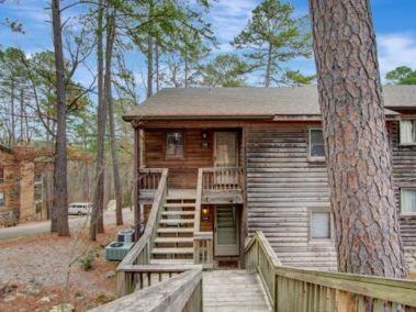 vacation-rentals-on-lake-ouachita-arkansas-for-relaxing-getaways