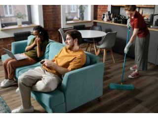 professional-apartment-cleaning-services-near-me-small-0