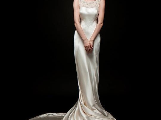 shop-romantic-mae-vintage-wedding-gown-by-tony-hamawy