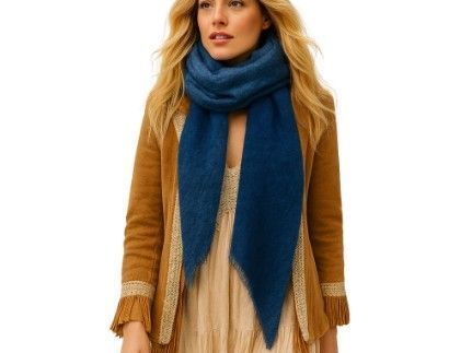 buy-stylish-lightweight-scarf-for-women-at-estell-boutique