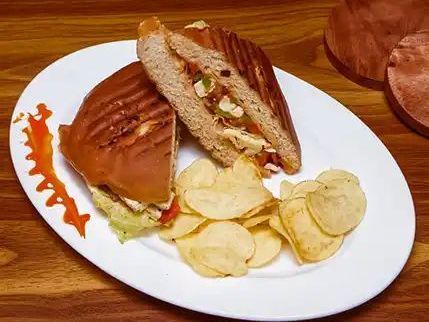 sub-veggie-delight-a-wholesome-vegetarian-favorite