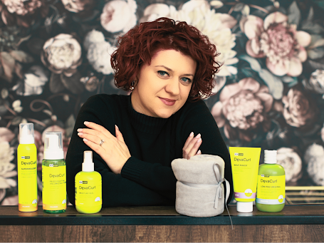 certified-devacurl-stylist-near-me-for-defined-healthy-curls