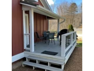 vacation-rental-15-minutes-from-airport-small-0