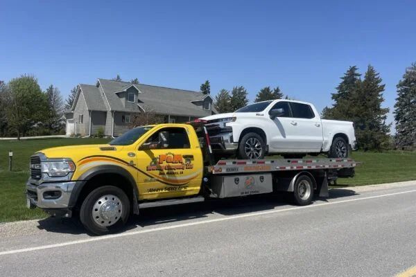 best-towing-and-recovery-in-des-moines-iowa-big-0