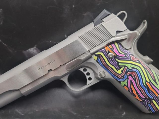 buy-custom-1911-gun-grips-handcrafted-handgun-grips