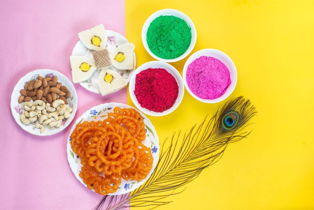 buy-holi-color-gifts-online-with-same-day-delivery-big-0