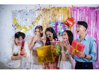 party-confetti-for-unforgettable-big-day-celebrations-small-0