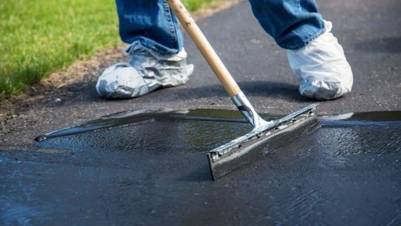 reliable-driveway-sealing-and-paving-for-homes-across-ct-big-2