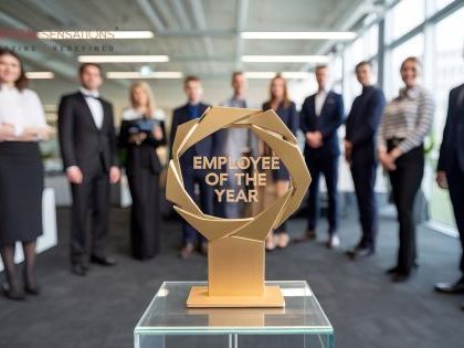top-employee-recognition-awards-for-workplace-success
