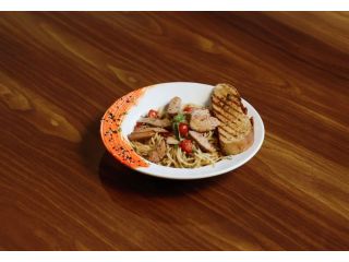 gourmet-spaghetti-trio-aglio-olio-arrabbiata-pesto-small-0