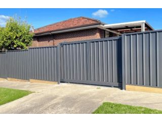 pool-fence-hobart-small-0