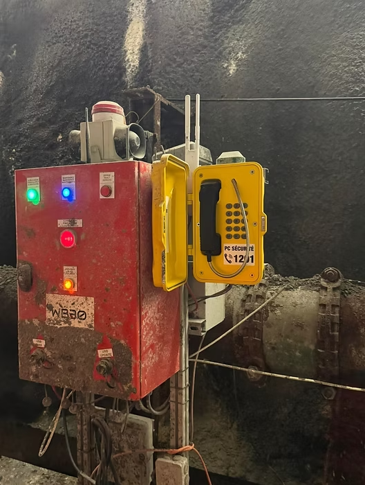 rugged-telephones-for-industrial-use-at-lightcom-big-0