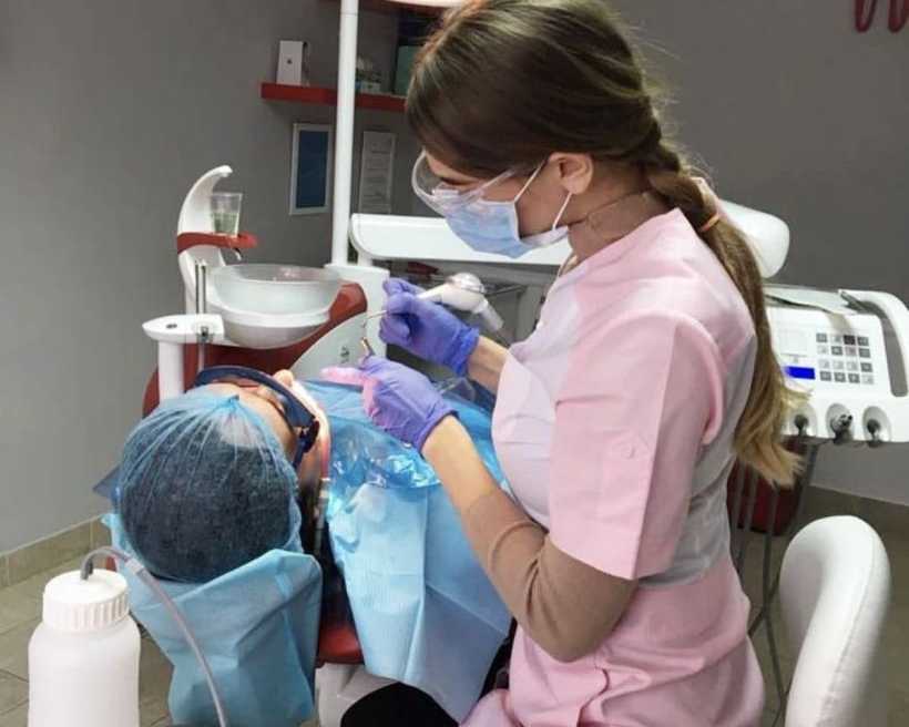 dental-implants-treatment-in-lake-elsinore-dr-tejas-modi