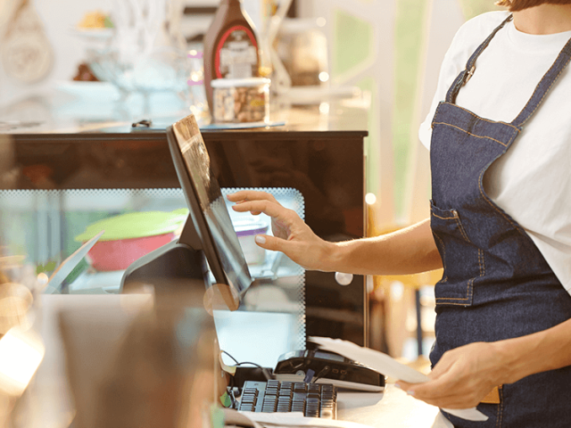looking-for-cashier-in-salem
