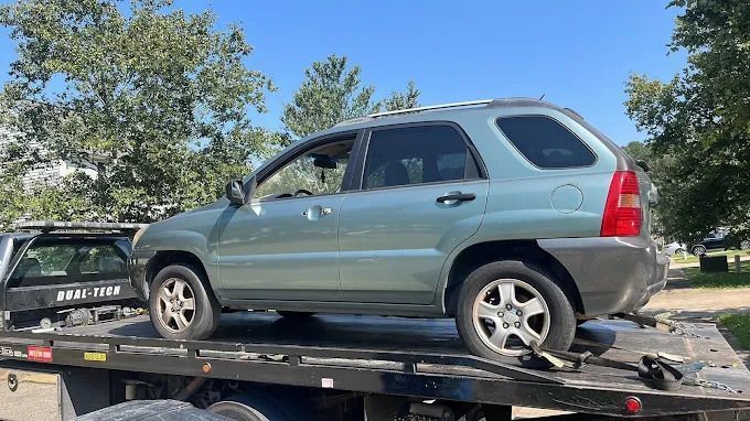 come-pick-up-my-junk-car-in-marietta-call-today-big-3