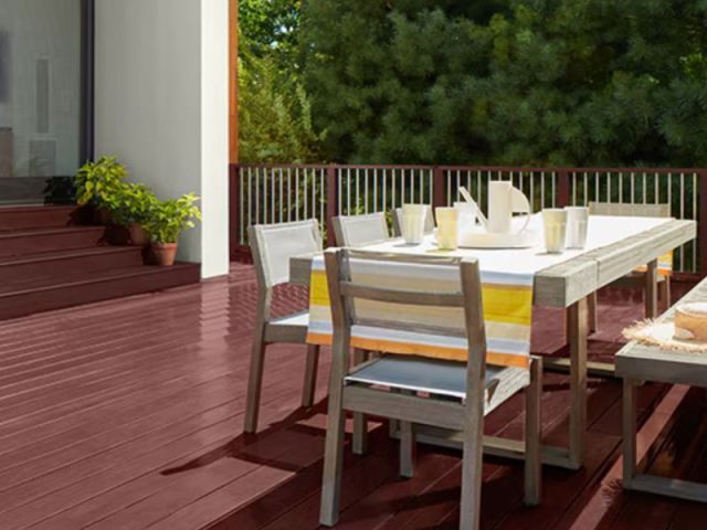 exterior-deck-stain-service-local