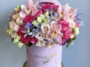 fresh-elegant-buy-box-vase-flower-arrangements-in-usa