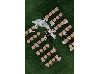 planning-a-cozy-wedding-small-0