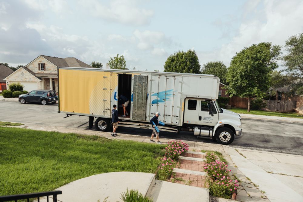 hiring-san-antonio-international-movers-big-0