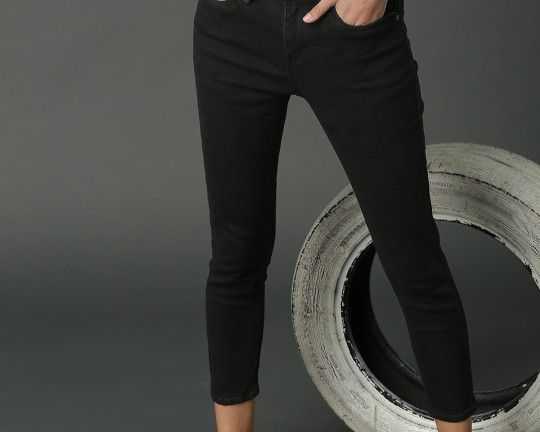 roadster-women-black-skinny-fit-mid-rise-clean-look