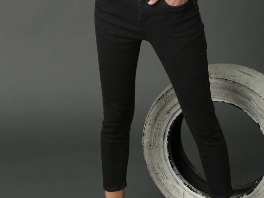 roadster-women-black-skinny-fit-mid-rise-clean-look