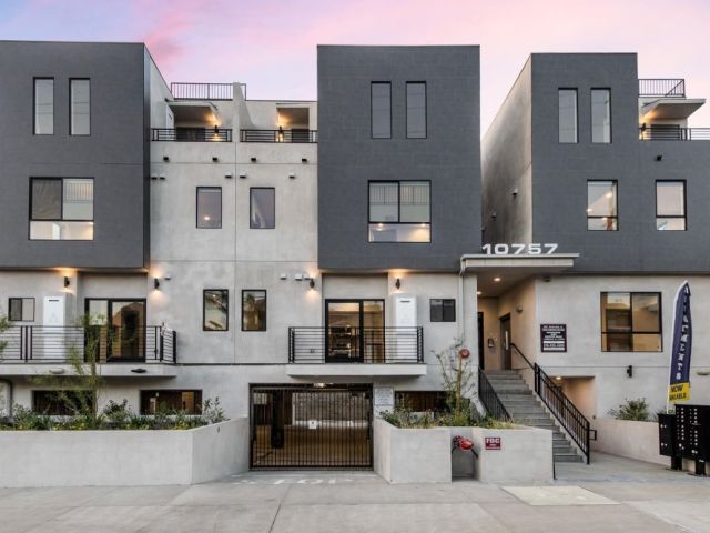 modern-apartments-and-townhomes-for-rent-in-palms-los-angeles