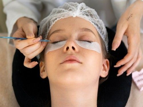 skilled-lash-artists-enhancing-eyes-in-las-vegas