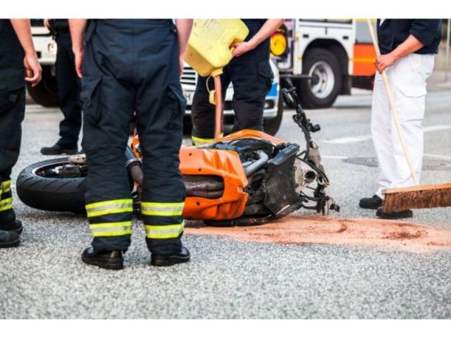 injured-in-a-motorcycle-accident-in-dracut-contact-a-lawyer-now