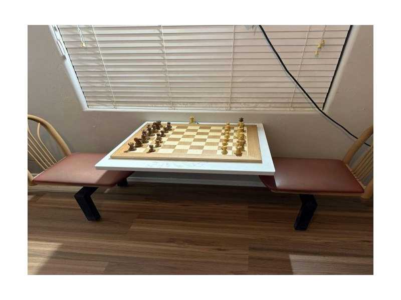 chessnut-air-pro-smart-electronic-chess-board-review-small-0