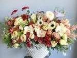 buy-luxury-elegant-happy-birthday-flowers-in-van-nuys-usa