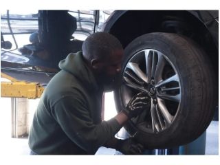 tips-to-overcome-challenges-in-your-automotive-small-0