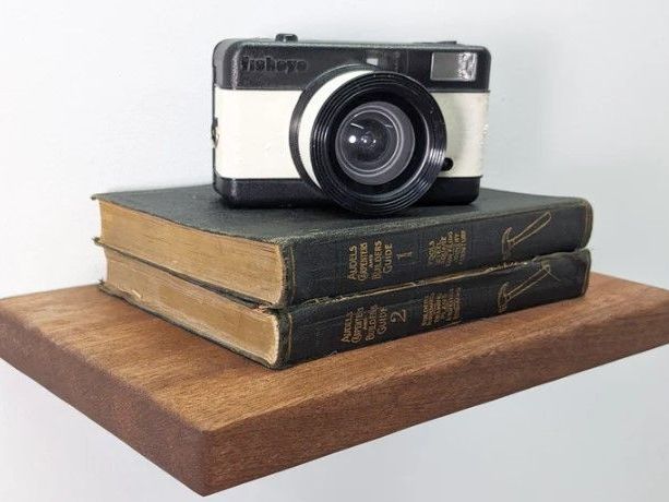 small-wooden-shelf-ultra-thin-magic-2026