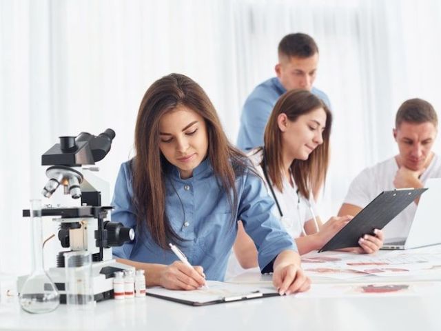 scientific-public-relations-that-turn-research-into-reputation