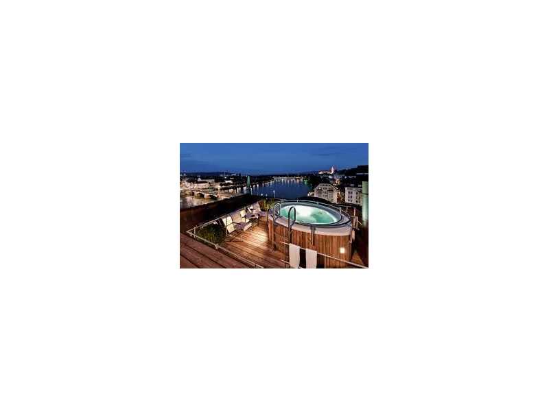 best-hotels-in-a-switzerland-small-0