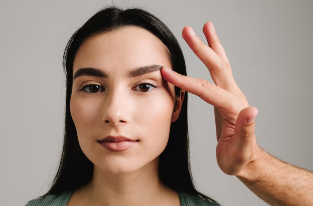 blepharoplasty-surgery-coral-gables-refresh-your-eyes-big-0